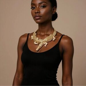 ✨Amazing Sparkling Gold Alligator Crocodile Statement Necklace Choker Chain
